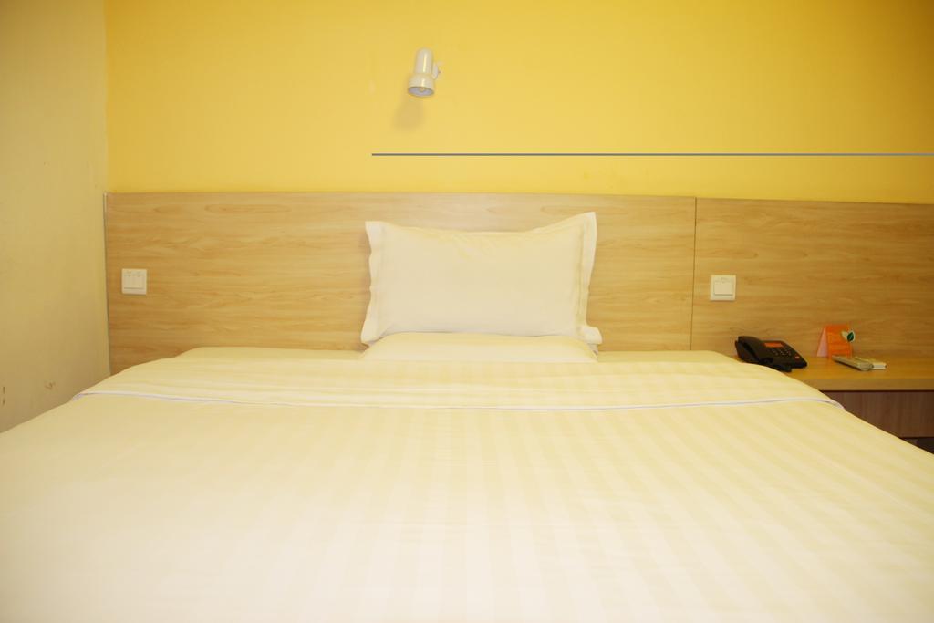 7Days Inn Wuhan Zongguan Стая снимка
