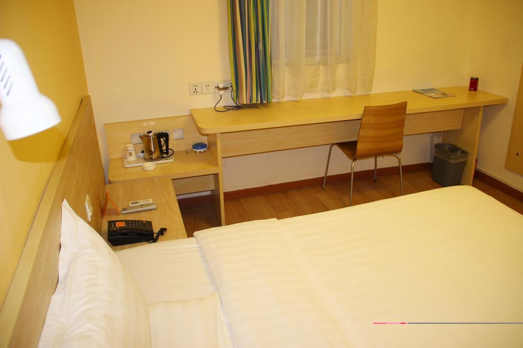 7Days Inn Wuhan Zongguan Стая снимка