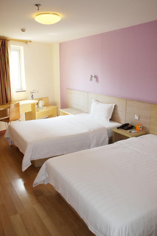 7Days Inn Wuhan Zongguan Стая снимка