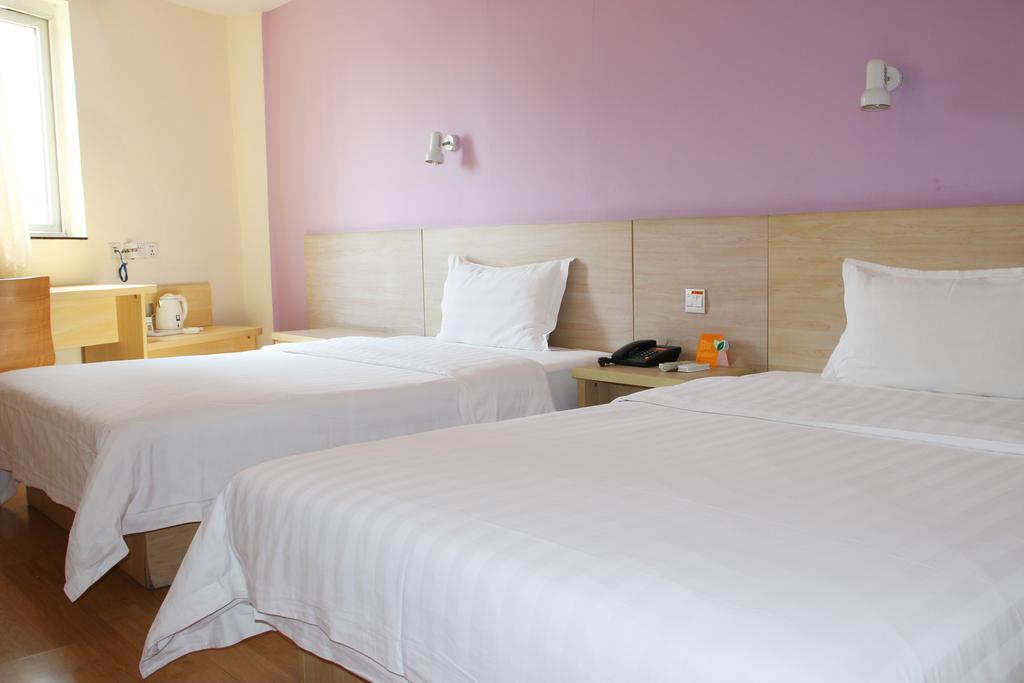 7Days Inn Wuhan Zongguan Стая снимка